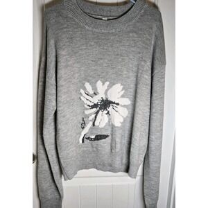 Women's Lightweight Sweater Gray with White Flower, Size XL